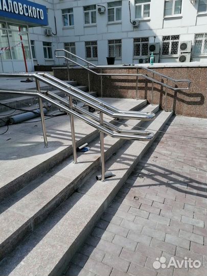 Перила для лестниц