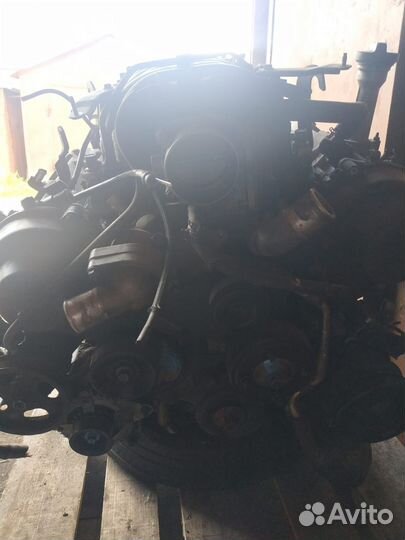 Двигатель 2UZ-FE VVT-i на Toyota Land Cruiser 200