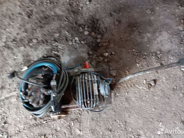 Воздушный компрессор