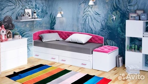 Кровать софа с мягкой спинкой