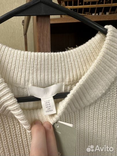 Жилет вязаный женский