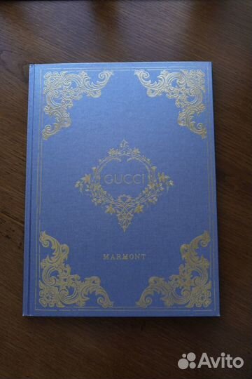 Книга Gucci
