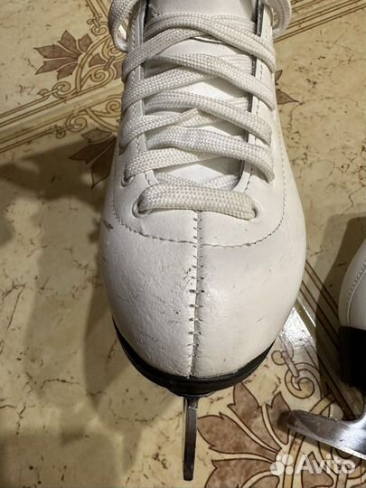 Коньки для фигурного катания