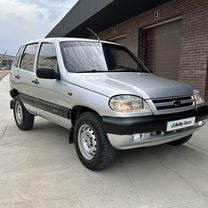 Chevrolet Niva 1.7 MT, 2004, 215 000 км