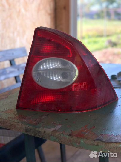 Задние фонари