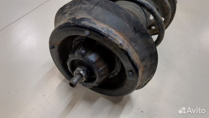 Амортизатор подвески Mercedes C W203, 2001