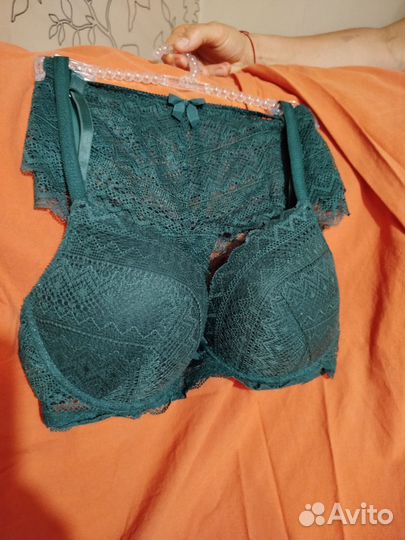 Комплект нижнего белья кружевной 75 C