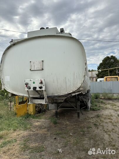Полуприцеп бензовоз Acerbi 22K40, 1995