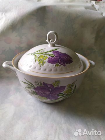 Фарфоровые вазы