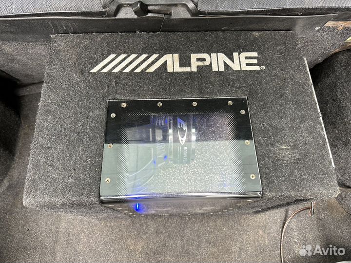 Сабвуфер alpine