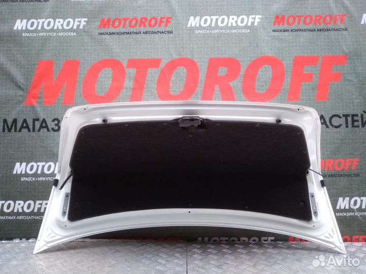 Крышка багажника Тойота Аллион NZT240 светла А070