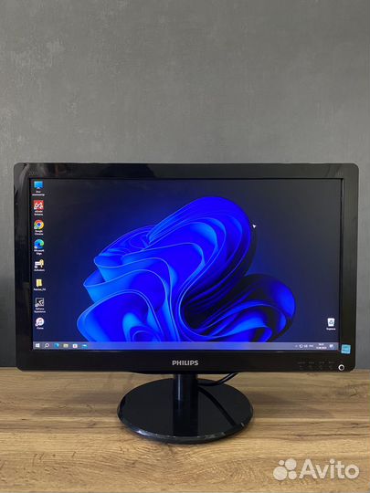 Монитор Philips 19.5''