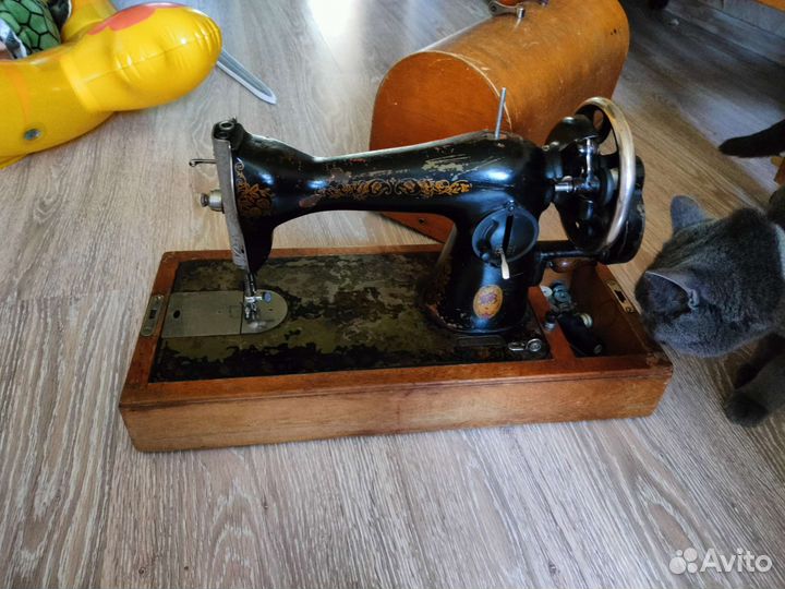 Швейная машинка