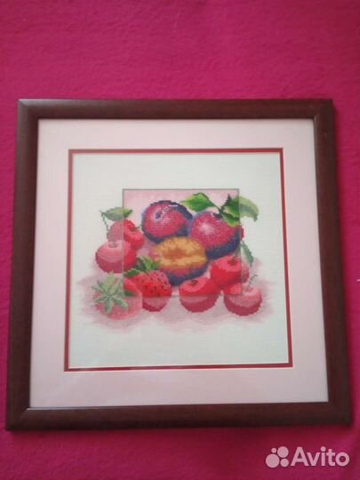 Картины вышитые Вишни клубника слива
