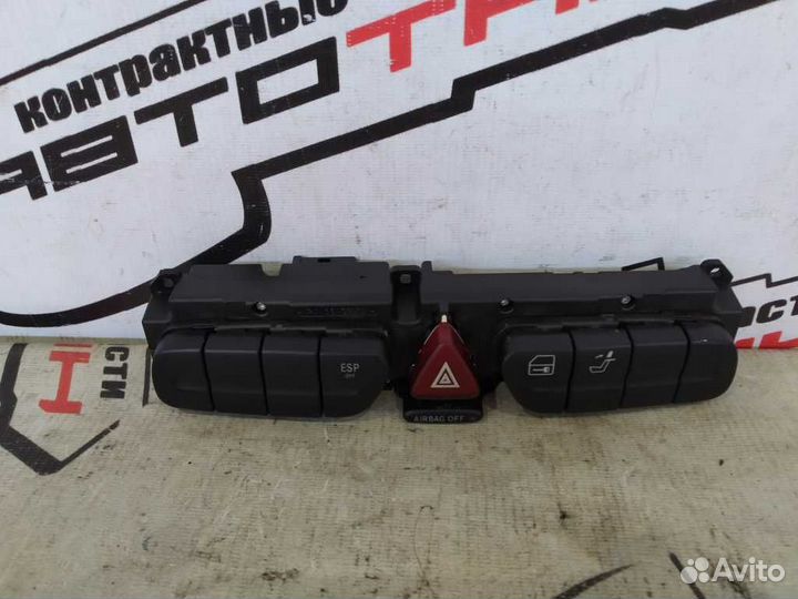 Кнопка аварийной сигнализации mercedes C-class CL2