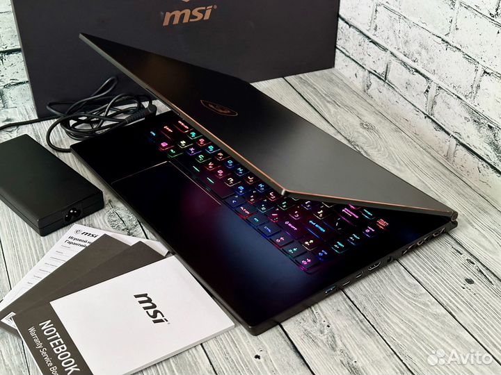 Игровой ноутбук MSI 32RAM/GTX8GB/144гц/i7