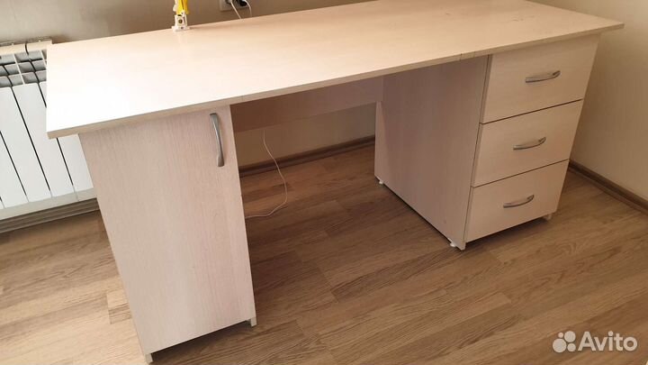 Письменный стол 160.70.h75