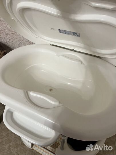 Пеленальный столик с ванночкой 2в1 mothercare