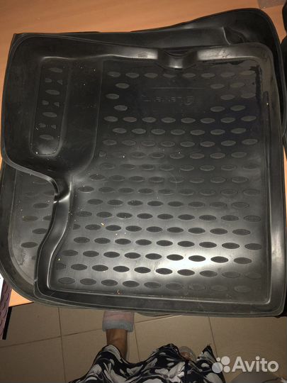 Коврики для авто-Рено Дастер 2019г