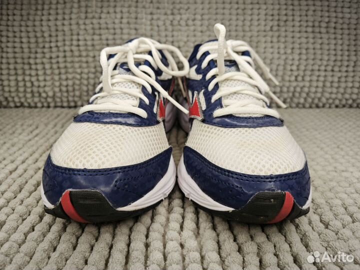 Mizuno Crusader 9 Forward