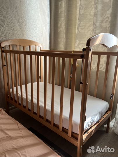 Детская кроватка
