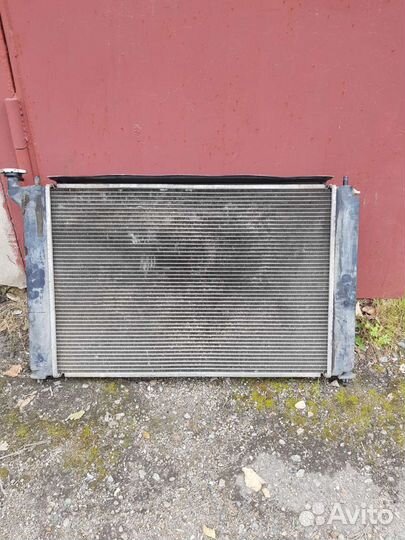 Продам радиатор для охлаждения двигателя