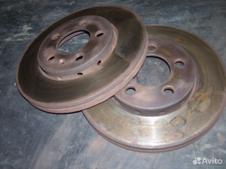 Шкода октавия А 4 диск тормозной