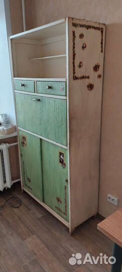 Старинный ретро буфет, сервант СССР