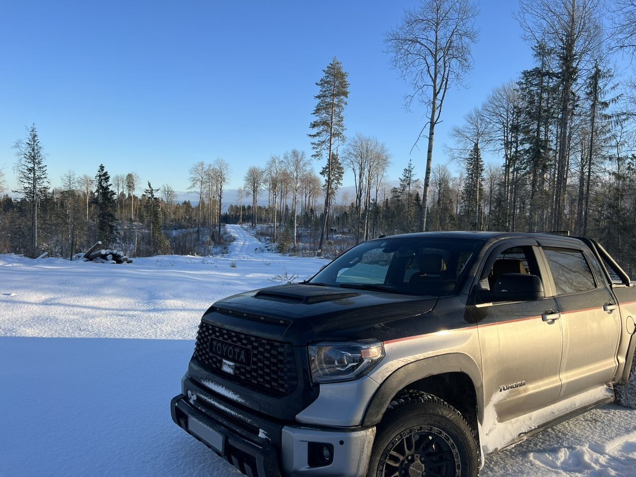 Toyota Tundra: фото из отзыва
