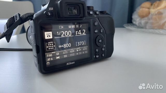 Зеркальный фотоаппарат nikon D3500 объявление продам