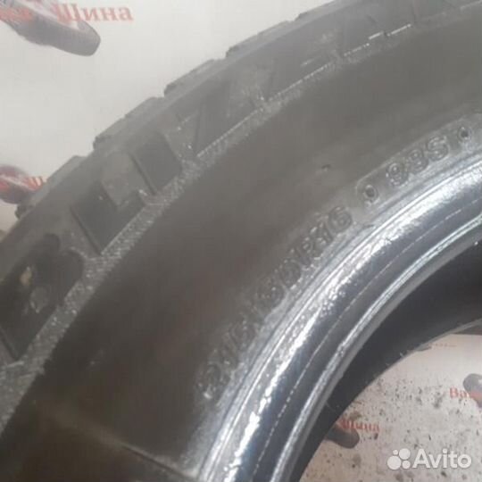 Bridgestone Blizzak Revo GZ 215/65 R16