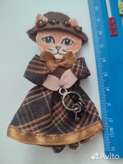 Брошь из фетра