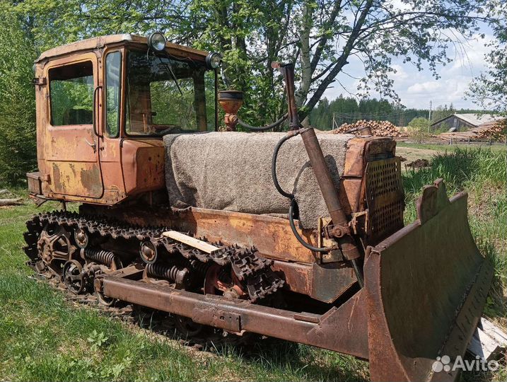 Трактор ВгТЗ ДТ-75, 1986