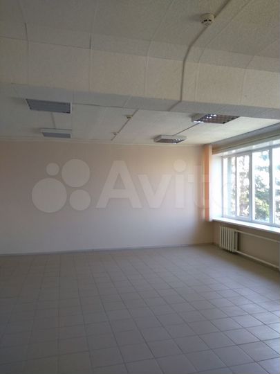 Офис с бц на ул.Фабричная, 4 этаж, 49 м2 - без ком