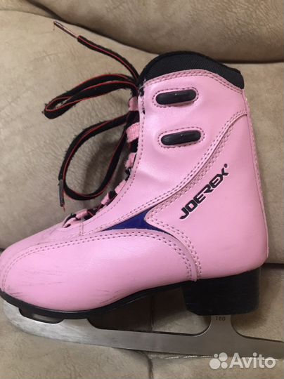 Коньки фигурные для девочки