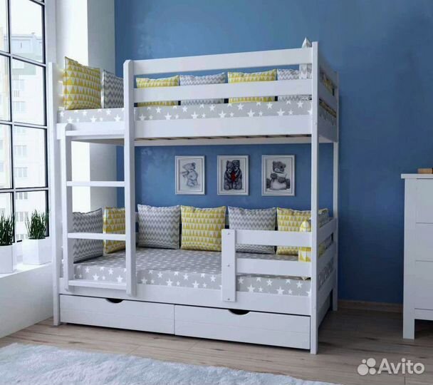Двухъярусная кровать