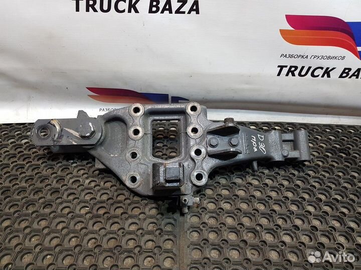 Кронштейн торсиона задний правый Daf XF106