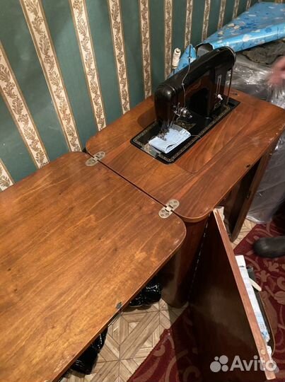 Швейная машина