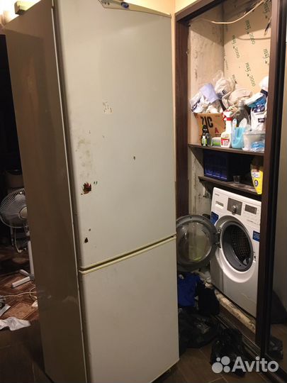 Холодильник бу позис