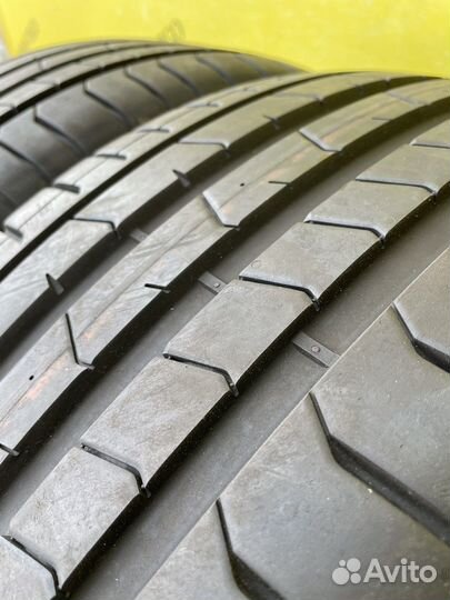 Pirelli P Zero 255/40 R21 102V
