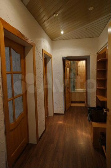 Комната 17 м² в 3-к., 1/3 эт.