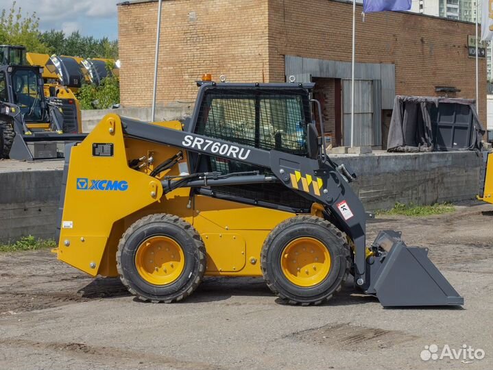 Мини-погрузчик XCMG SR760RU, 2023