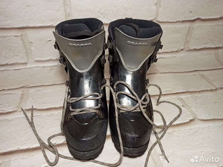 Альпинистские ботинки Scarpa Vega, р-р 40 (рус)