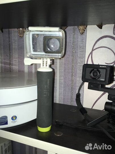 Штативы Sony RX0(2) 3шт + Yi4k монопод+бокс(обмен)