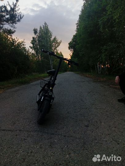 Самокат взрослый электрический Kugoo C1