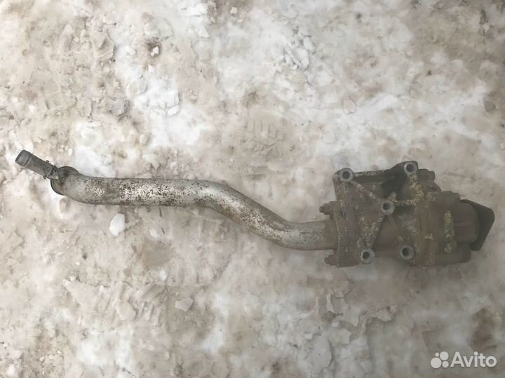 Помпа на Mitsubishi lancer 10