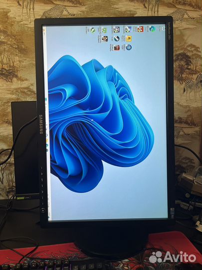 Монитор 24' Samsung 1920x1200 SyncMaster 245T