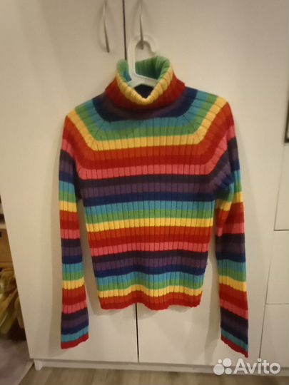 Свитер радужный
