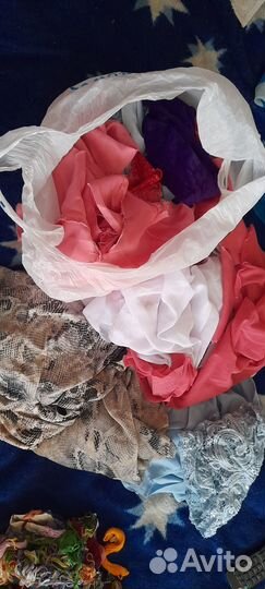 Обрезки и мулине для поделок