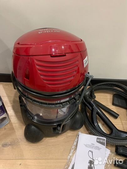 Моющий пылесос Arnica vira